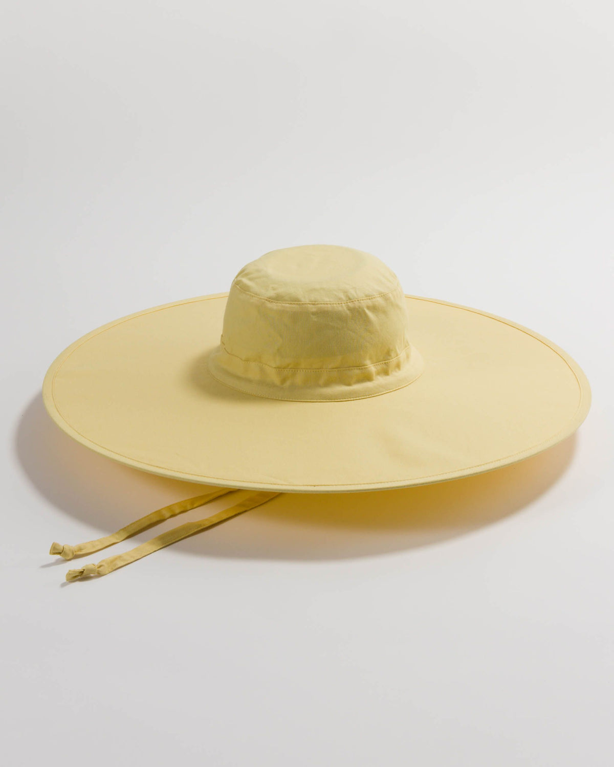 PACKABLE SUN HAT // BUTTER