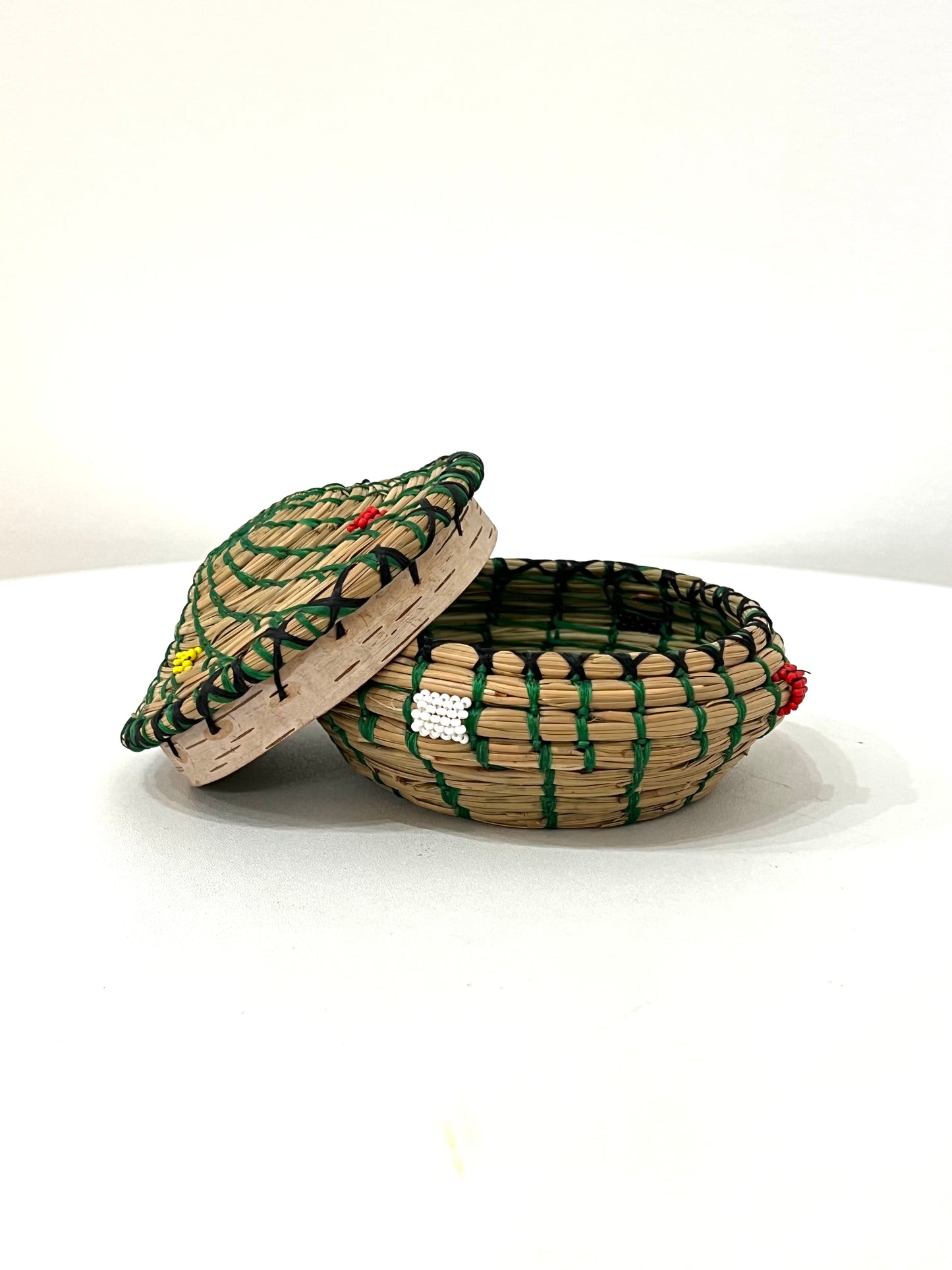 SWEETGRASS MEDICINE BEADS GREEN THREAD PINE NEEDLE BASKET