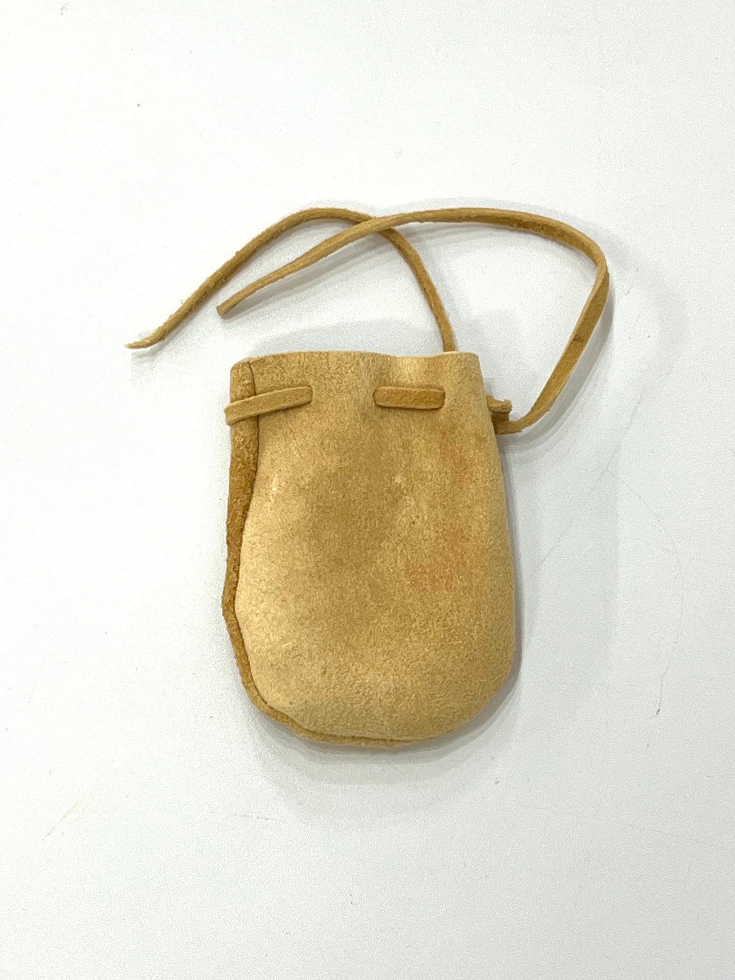 TRADITIONAL TAN POUCH // LINDA ROWAN