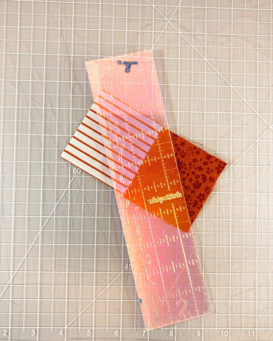 2.5 IN X 10 IN // IRIDESCENT QUILTING RULER