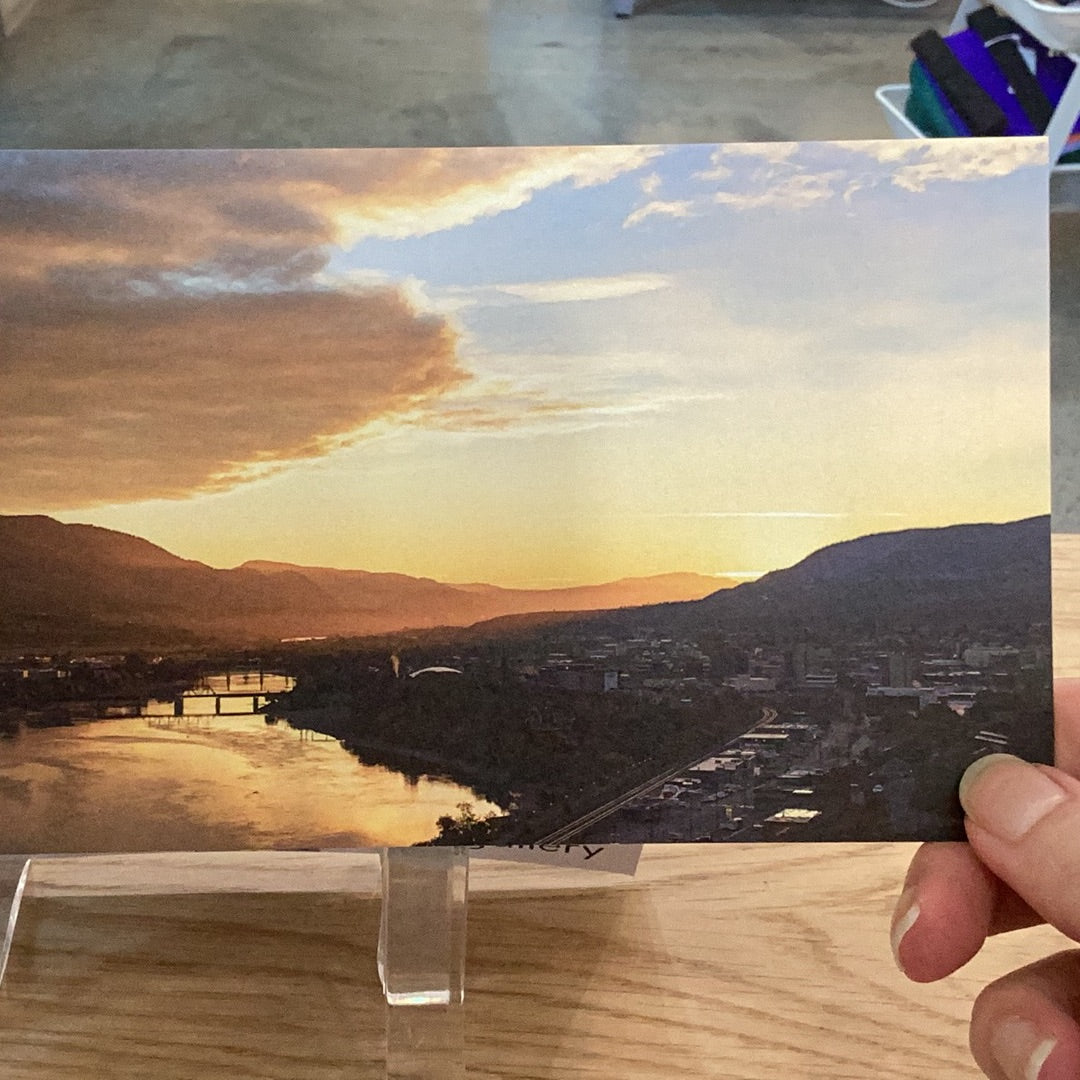 ASSORTED POSTCARDS // BY FRANK LUCAS CREATIVE