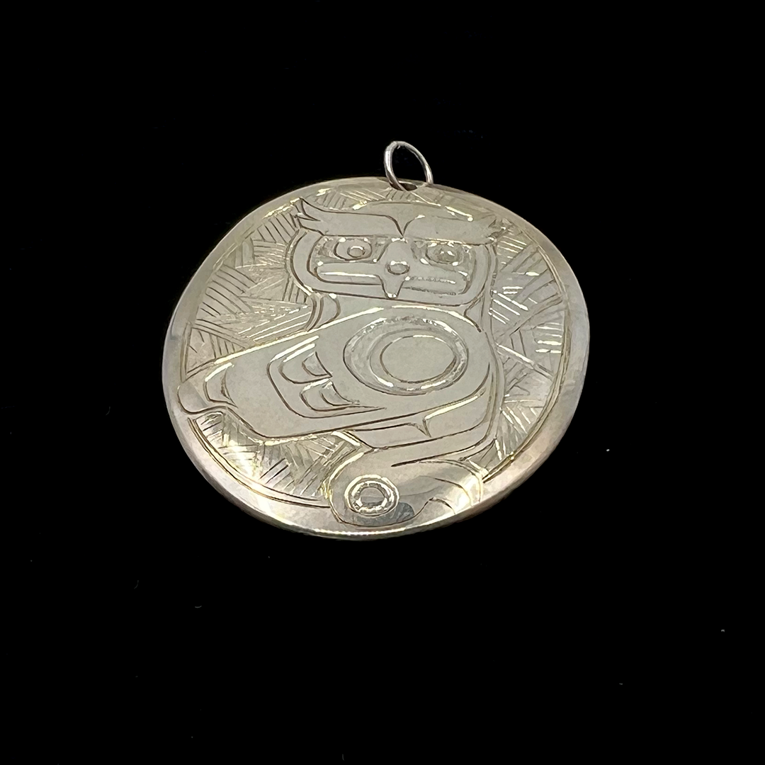 OWL PENDANT OVAL