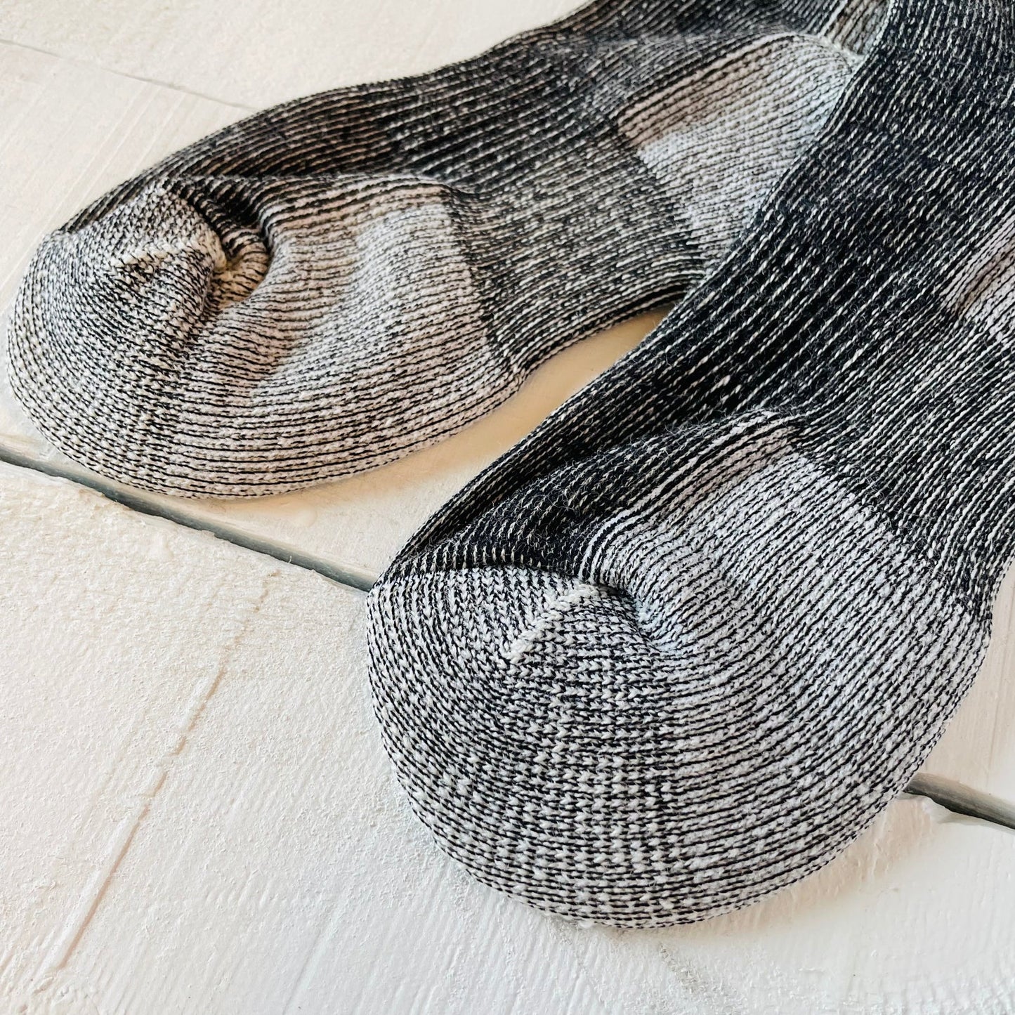 MERINO HIKING SOCKS