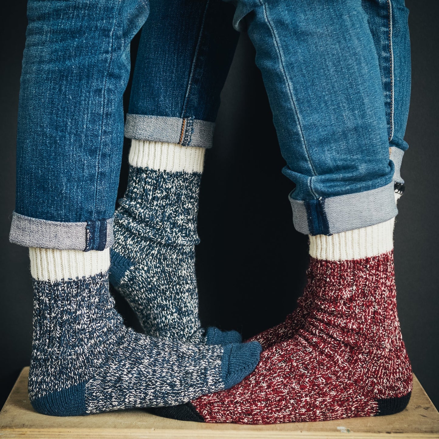 MERINO HIKING SOCKS