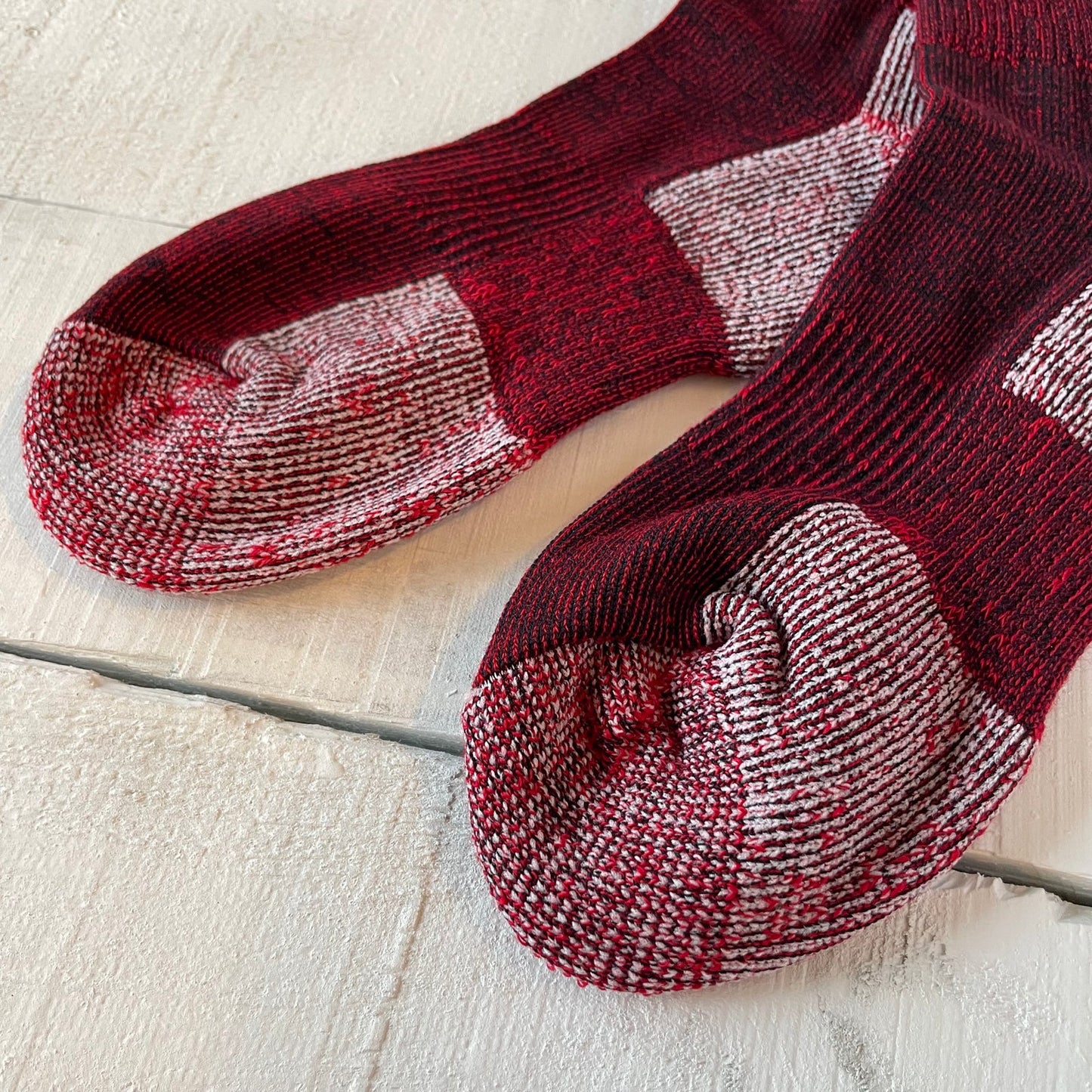 MERINO HIKING SOCKS