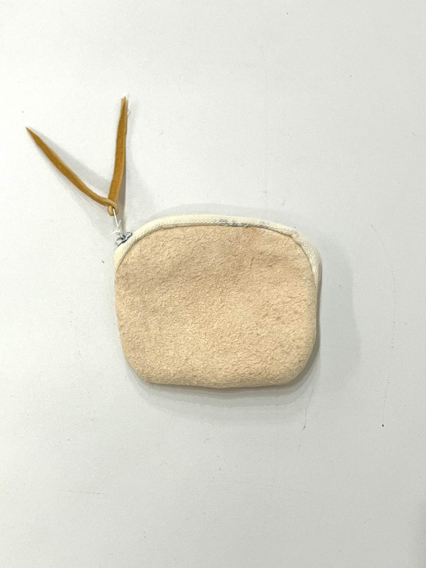 SQUARE BEIGE SMALL PURSE WITH ZIPPER