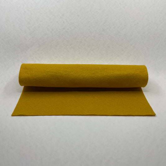 FELT SQUARE // MUSTARD