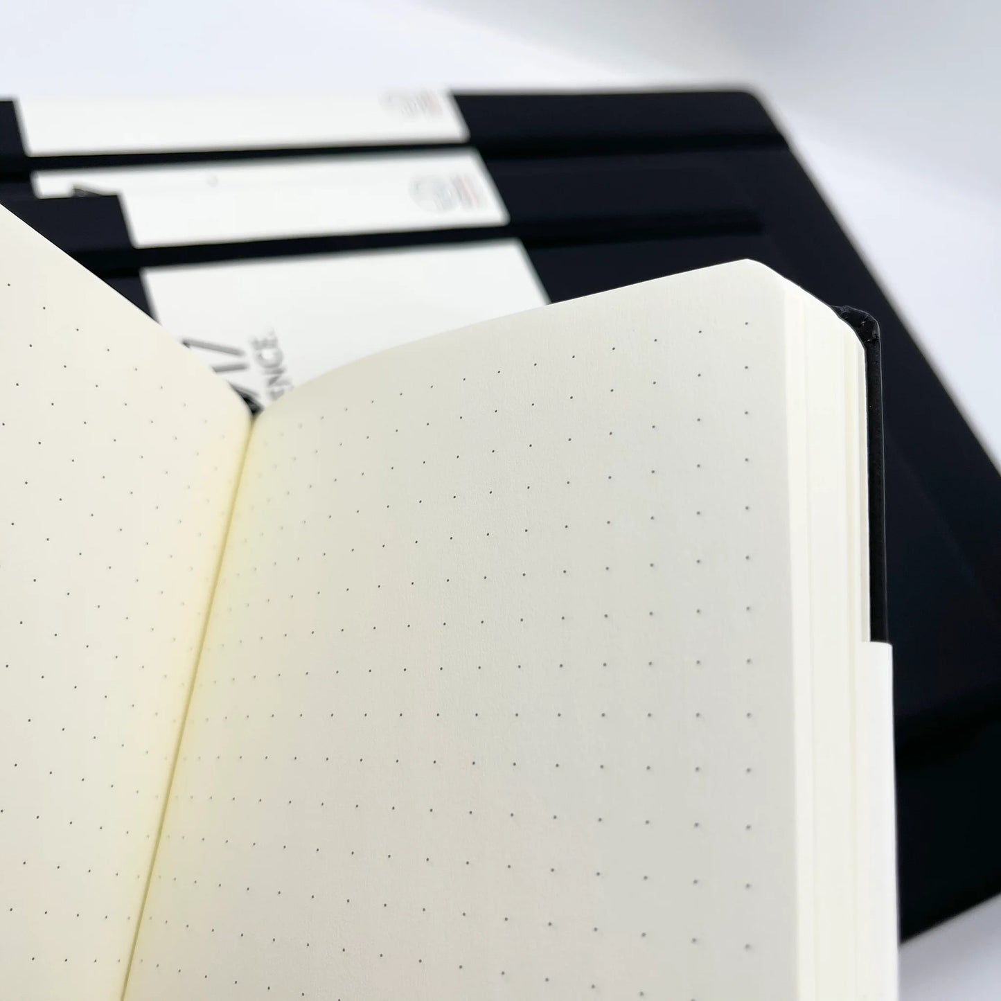 SLIM MASTER DOTTED NOTEBOOK // ANTHRACITE